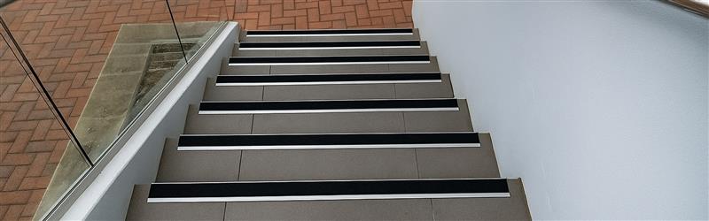 Heavy-Duty Aluminium Stair Nosing